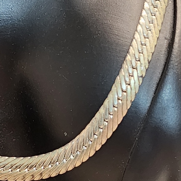 Vintage 80s Silver Plated Necklace with Intricate Detailing - Picture 3 of 8